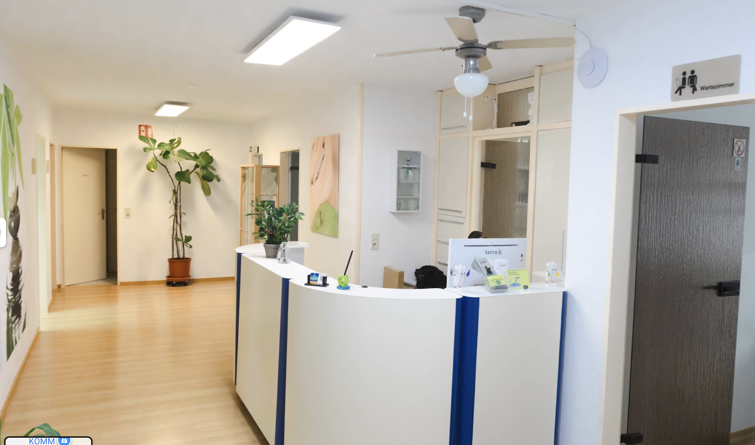 Zahnarztpraxis Dent24 Offenbach Empfang